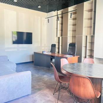 Сдается Нежилое помещение, 130 м²