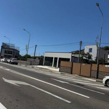 Сдается Нежилое помещение, 225 м²