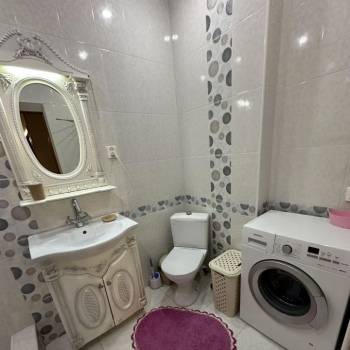 Сдается 1-комнатная квартира, 46 м²