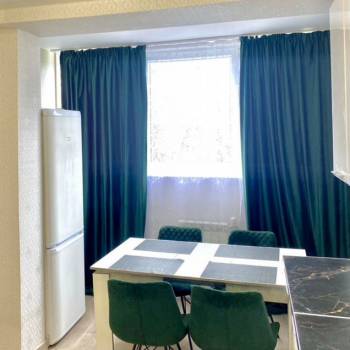 Сдается 2-х комнатная квартира, 64 м²