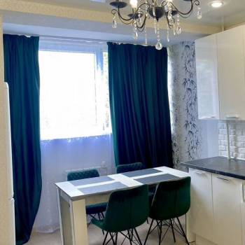 Сдается 2-х комнатная квартира, 64 м²