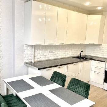 Сдается 2-х комнатная квартира, 64 м²