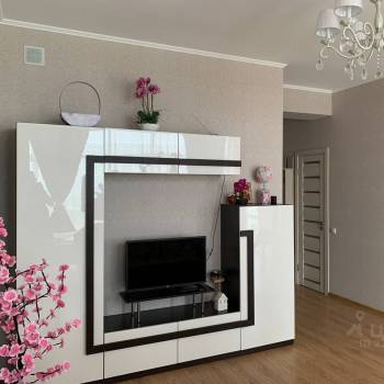Продается 1-комнатная квартира, 49 м²