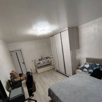 Продается 1-комнатная квартира, 47 м²