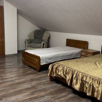 Сдается 1-комнатная квартира, 65 м²