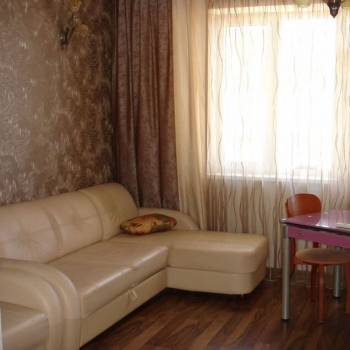 Сдается 1-комнатная квартира, 60 м²