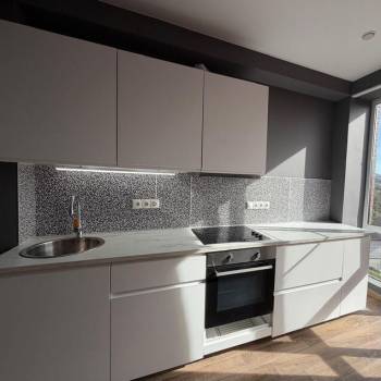 Продается 1-комнатная квартира, 33 м²