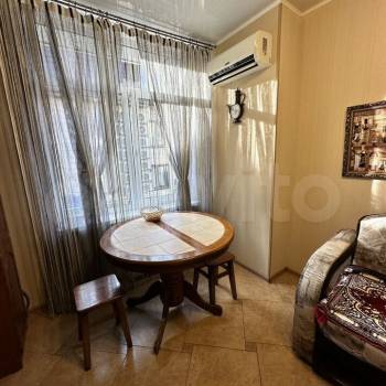 Сдается 1-комнатная квартира, 46 м²