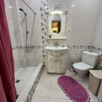 Сдается 1-комнатная квартира, 46 м²