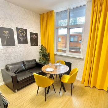 Продается 1-комнатная квартира, 37 м²