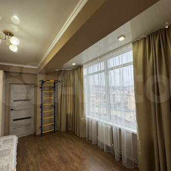 Сдается Многокомнатная квартира, 93 м²