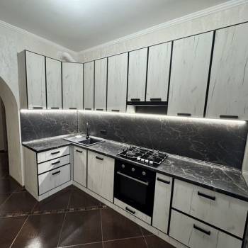 Сдается Многокомнатная квартира, 93 м²