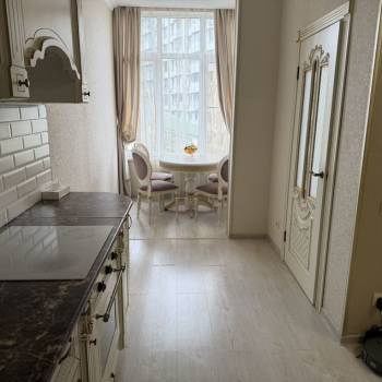 Продается 1-комнатная квартира, 45,7 м²