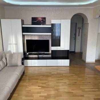 Сдается 1-комнатная квартира, 38 м²