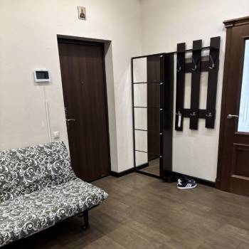 Сдается Многокомнатная квартира, 90 м²