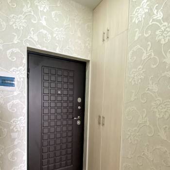 Продается 1-комнатная квартира, 30 м²