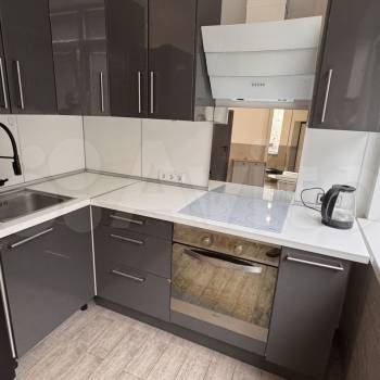 Сдается 1-комнатная квартира, 54 м²
