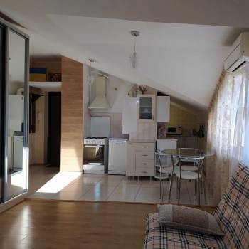 Продается 1-комнатная квартира, 36 м²