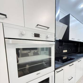 Сдается Многокомнатная квартира, 90 м²