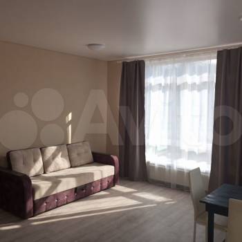 Сдается 1-комнатная квартира, 50 м²