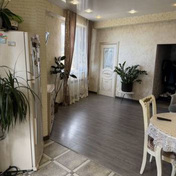 Продается 2-х комнатная квартира, 56,8 м²