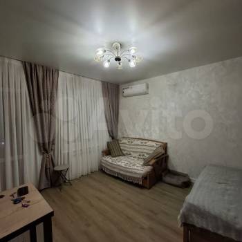 Продается 1-комнатная квартира, 33 м²