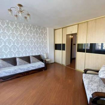 Сдается 1-комнатная квартира, 46 м²