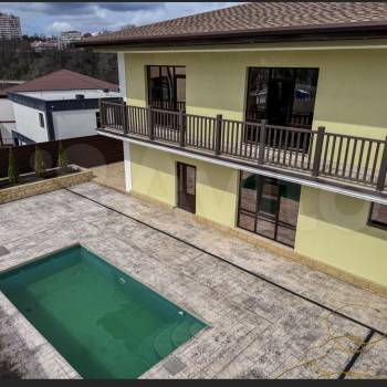 Продается Дом, 420 м²