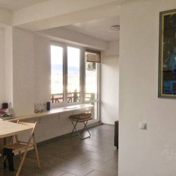 Сдается 1-комнатная квартира, 37 м²