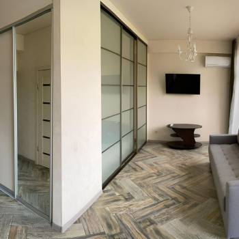 Сдается 1-комнатная квартира, 42 м²