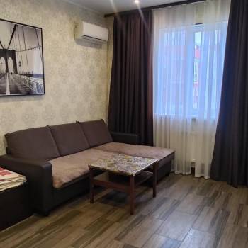 Сдается 1-комнатная квартира, 38 м²