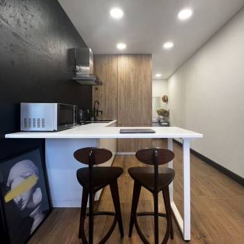 Продается 1-комнатная квартира, 30,4 м²