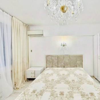 Сдается Многокомнатная квартира, 82 м²