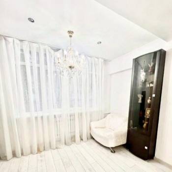 Сдается Многокомнатная квартира, 82 м²