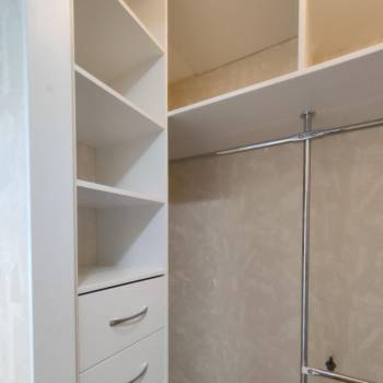 Продается 1-комнатная квартира, 42 м²