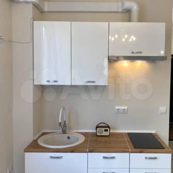 Сдается 1-комнатная квартира, 43 м²