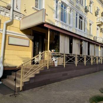 Сдается Нежилое помещение, 161 м²