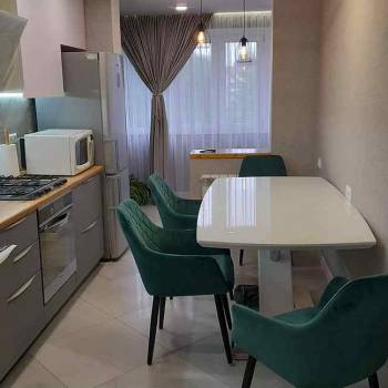 Сдается 2-х комнатная квартира, 73 м²