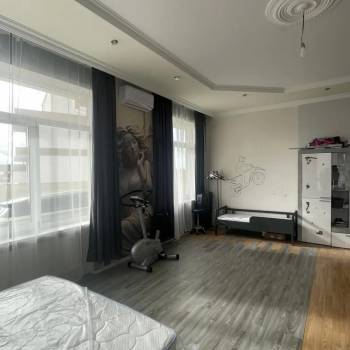 Сдается 1-комнатная квартира, 50 м²