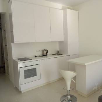Продается 1-комнатная квартира, 32 м²