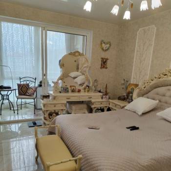 Продается 2-х комнатная квартира, 84 м²