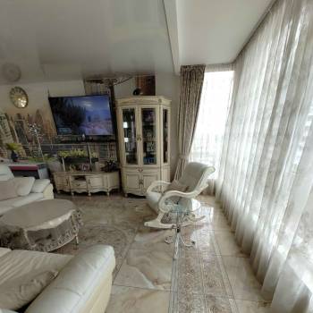Продается 2-х комнатная квартира, 84 м²