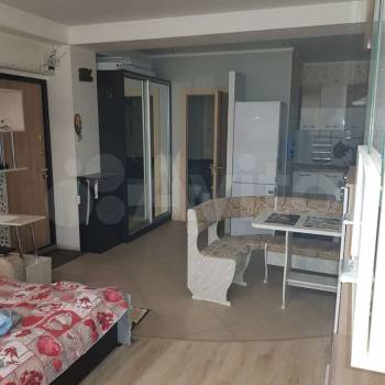 Продается 1-комнатная квартира, 32 м²