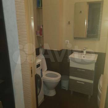 Продается 1-комнатная квартира, 32 м²