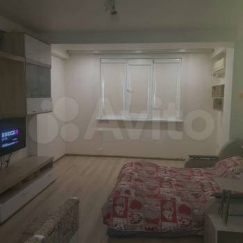 Продается 1-комнатная квартира, 32 м²