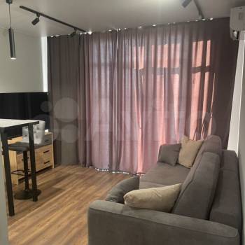 Сдается 1-комнатная квартира, 40 м²