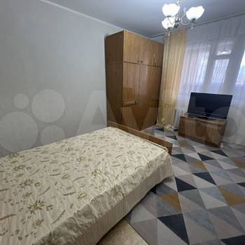 Сдается Многокомнатная квартира, 65 м²