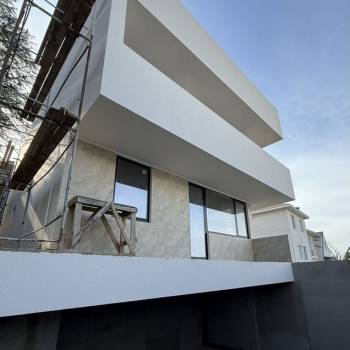 Продается Дом, 201 м²