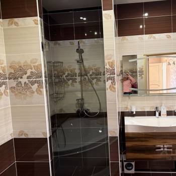 Сдается Многокомнатная квартира, 131 м²