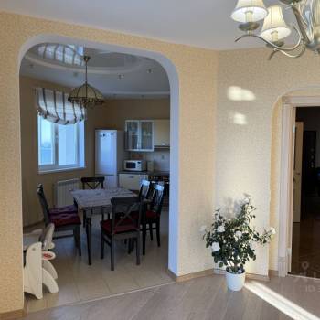 Сдается Многокомнатная квартира, 131 м²